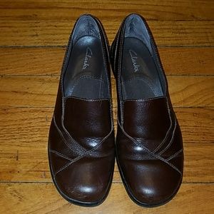 Clarks brown leather shoe, size 8